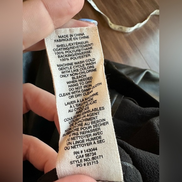 AVEC LES FILLES faux leather shifted seam bootcut pants black size small - Picture 4 of 9